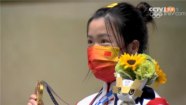 东京奥运第一首国歌是中国的：杨倩获东京奥运会首金、甜美的00后清华学霸
