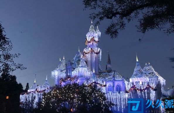 2021圣诞节去上海迪士尼冷吗(上海迪士尼圣诞节有什么活动吗)