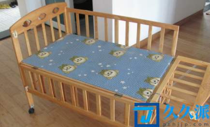 婴儿床多大尺寸实用(婴儿床100×56会不会太小)