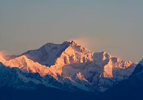 世界上最高的十座山峰大全(世界第二大高峰是哪个)