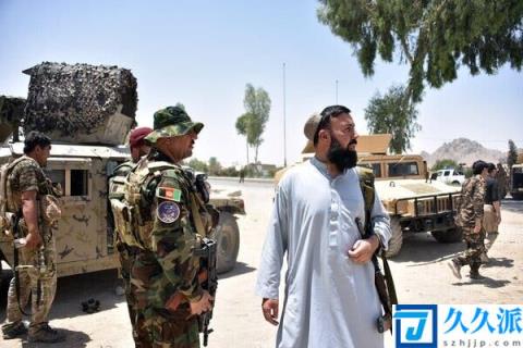 阿富汗塔利班举行军事阅兵（狠狠打了美国总统拜登的脸）