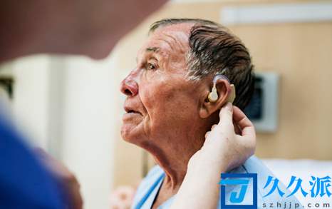 戴助听器会不会越来越聋(一只耳朵聋了20年还能治好吗)