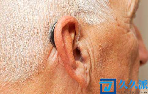 一个耳朵聋了算是几级伤残(一只耳朵聋要不要戴助听器)