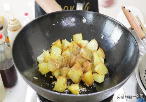 土豆的花式吃法(土豆怎么做好吃又简单)