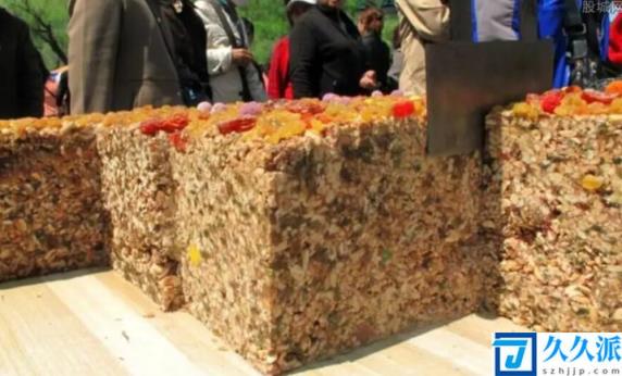新疆切糕多少钱一斤（新疆切糕的做法）