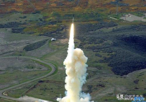 洲际导弹的射程范围是多少公里(洲际导弹射程为多少米)