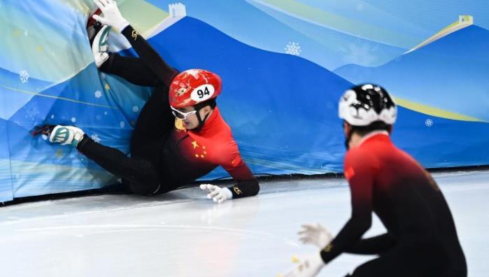 中国队晋级北京冬奥会短道速滑男子5000米接力决赛(短道速滑男子5000米接力半决赛赛况)